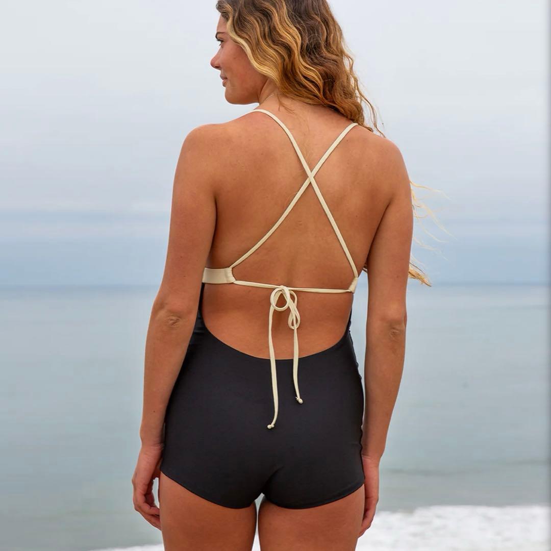 【Seea】新品 San-O One Piece - Black サイズM