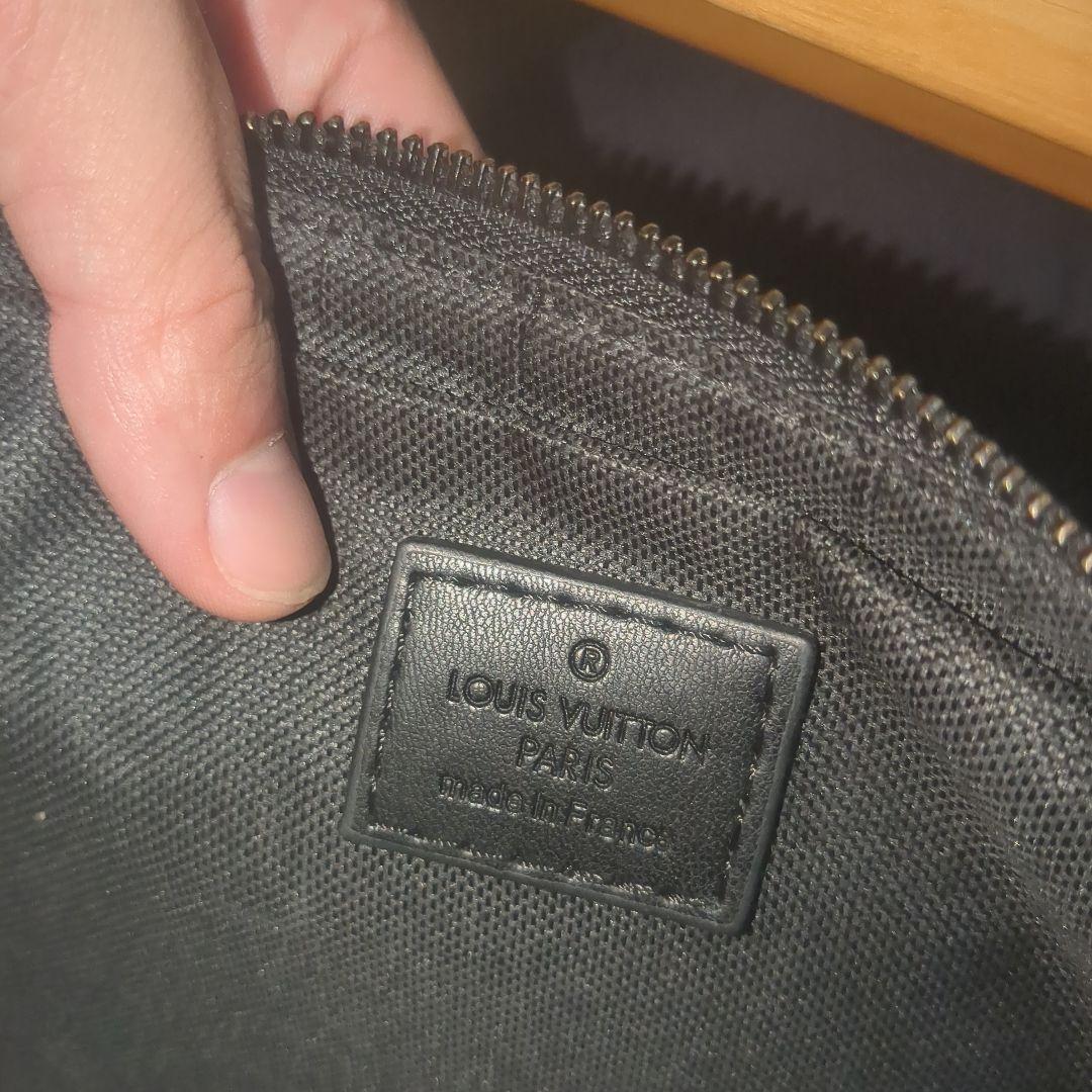 LOUISVUITTONディオメッセンジャーブラック M69827