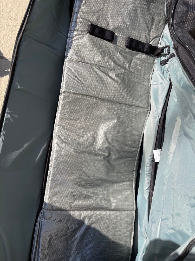 新品　DAKINE スキー・スノーボードバッグ ウィール付き　198センチ