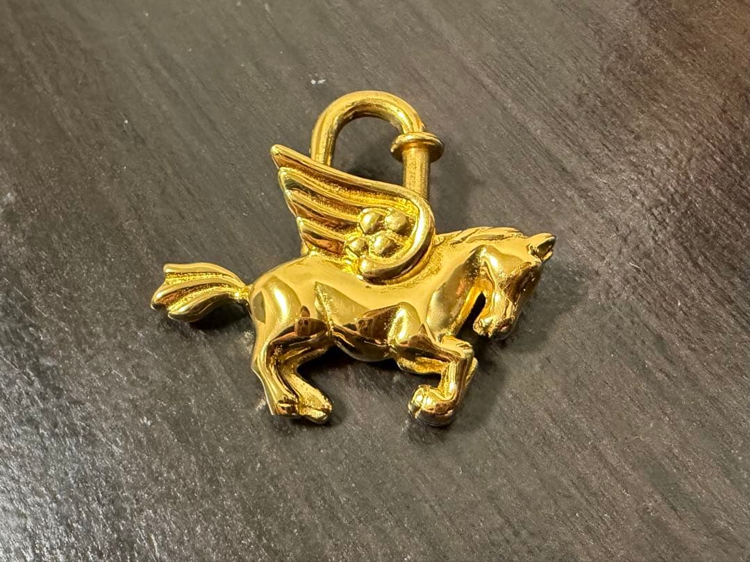 エルメス　カデナ　ペガサスチャーム　限定品　HERMES ネックレストップ