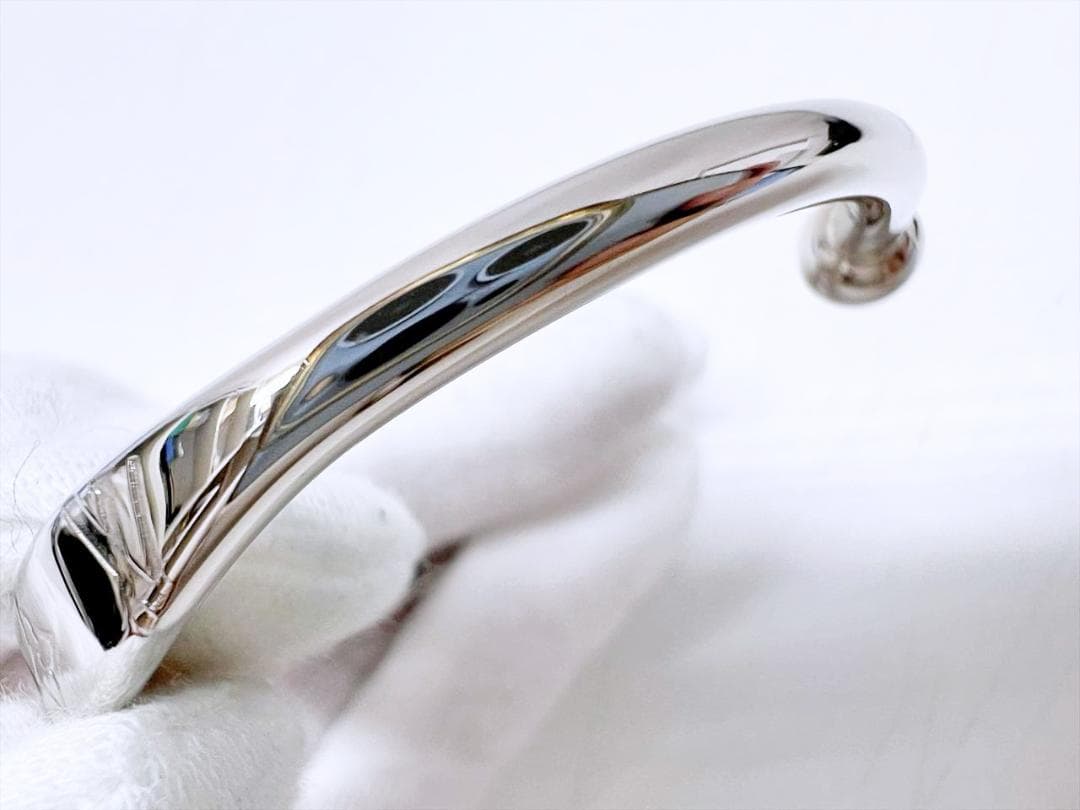 ほぼ未使用　ルイヴィトン　LV　ジョンクモノグラム　バングル　M　M64839