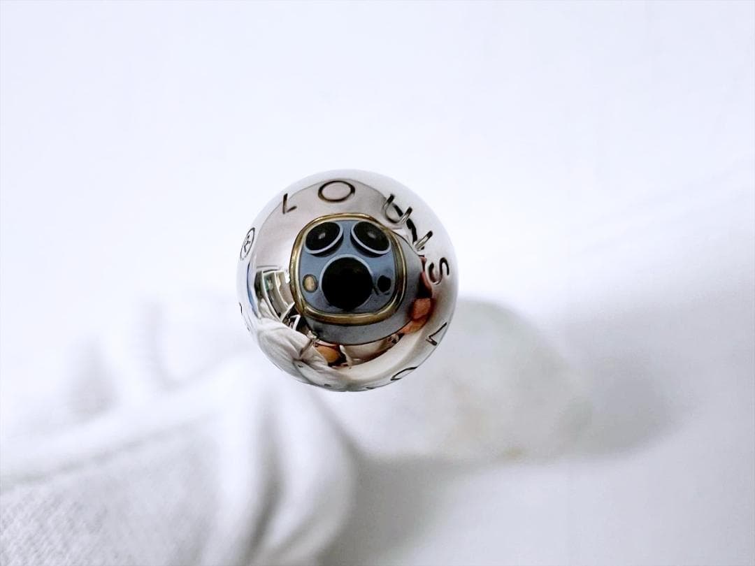 ほぼ未使用　ルイヴィトン　LV　ジョンクモノグラム　バングル　M　M64839