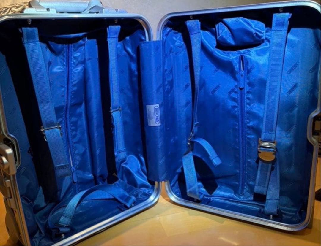 美品 リモワ キャリーケース トパーズ topas 2輪 機内持込