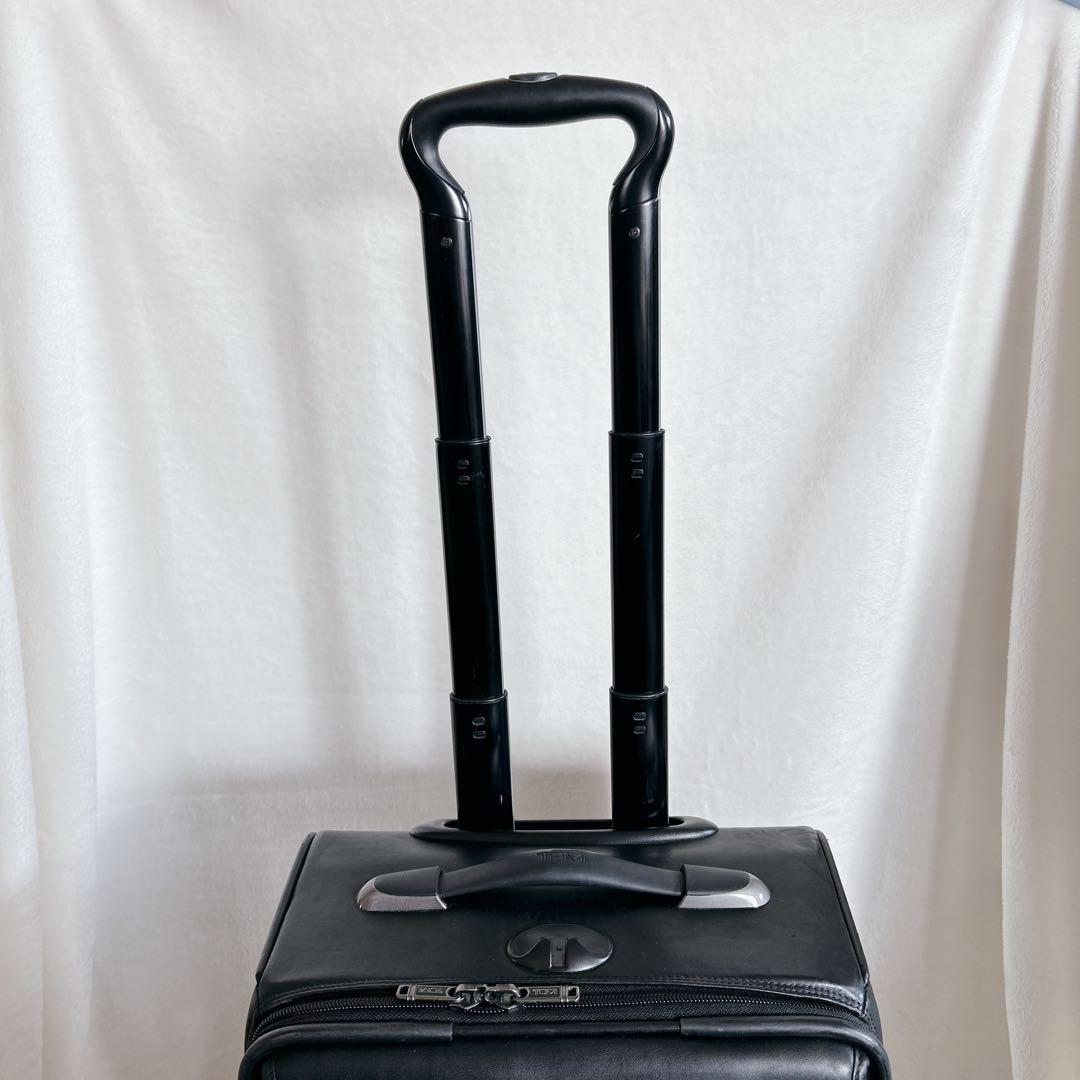 美品 TUMIトゥミ オールレザーキャリーバッグ 92000D4 日本未発売