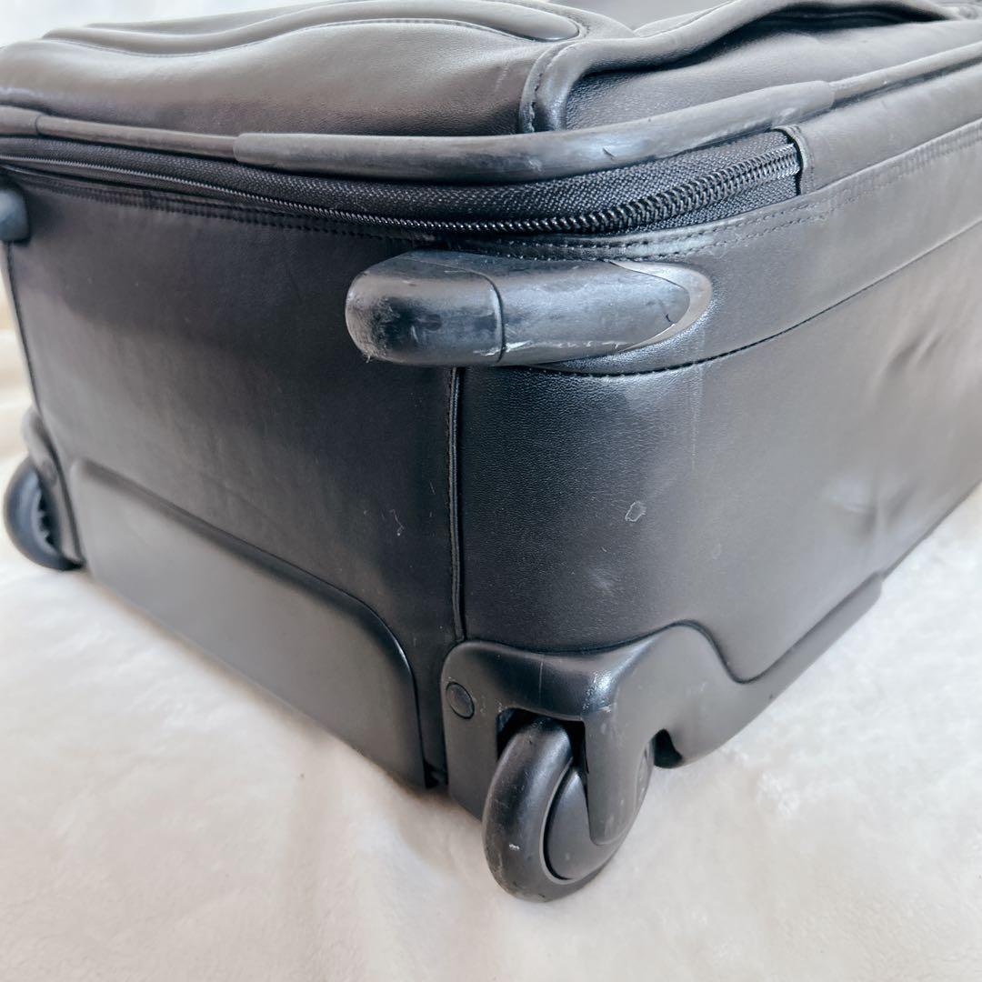 美品 TUMIトゥミ オールレザーキャリーバッグ 92000D4 日本未発売
