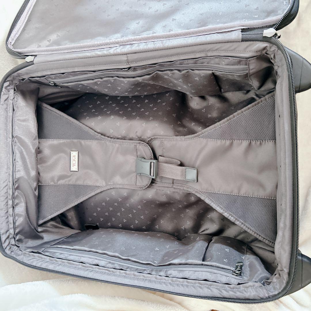 美品 TUMIトゥミ オールレザーキャリーバッグ 92000D4 日本未発売