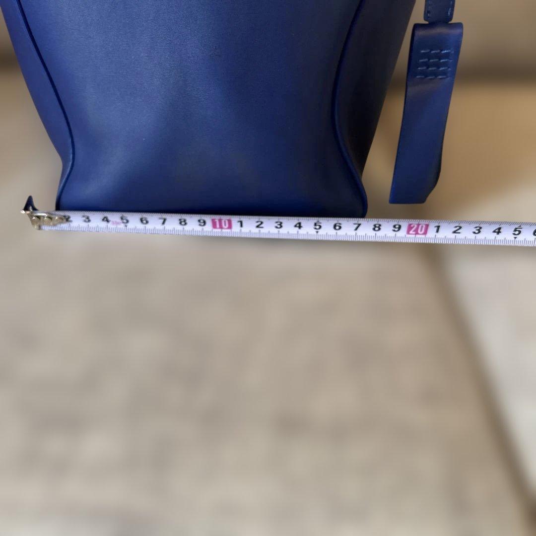 セリーヌ　ネイビー レザー トートバッグ タッセル付き　ショルダー　肩掛け