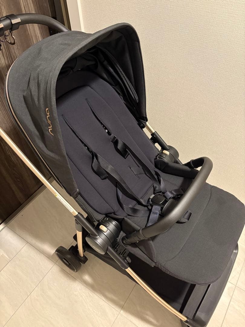 【k】nuna ixxa リベテッドローズ ヌナ ベビーカー