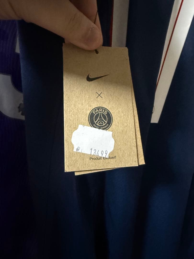 PSG 25/26 ホームキット　17番ヴィティーニャ&クラブマフラー