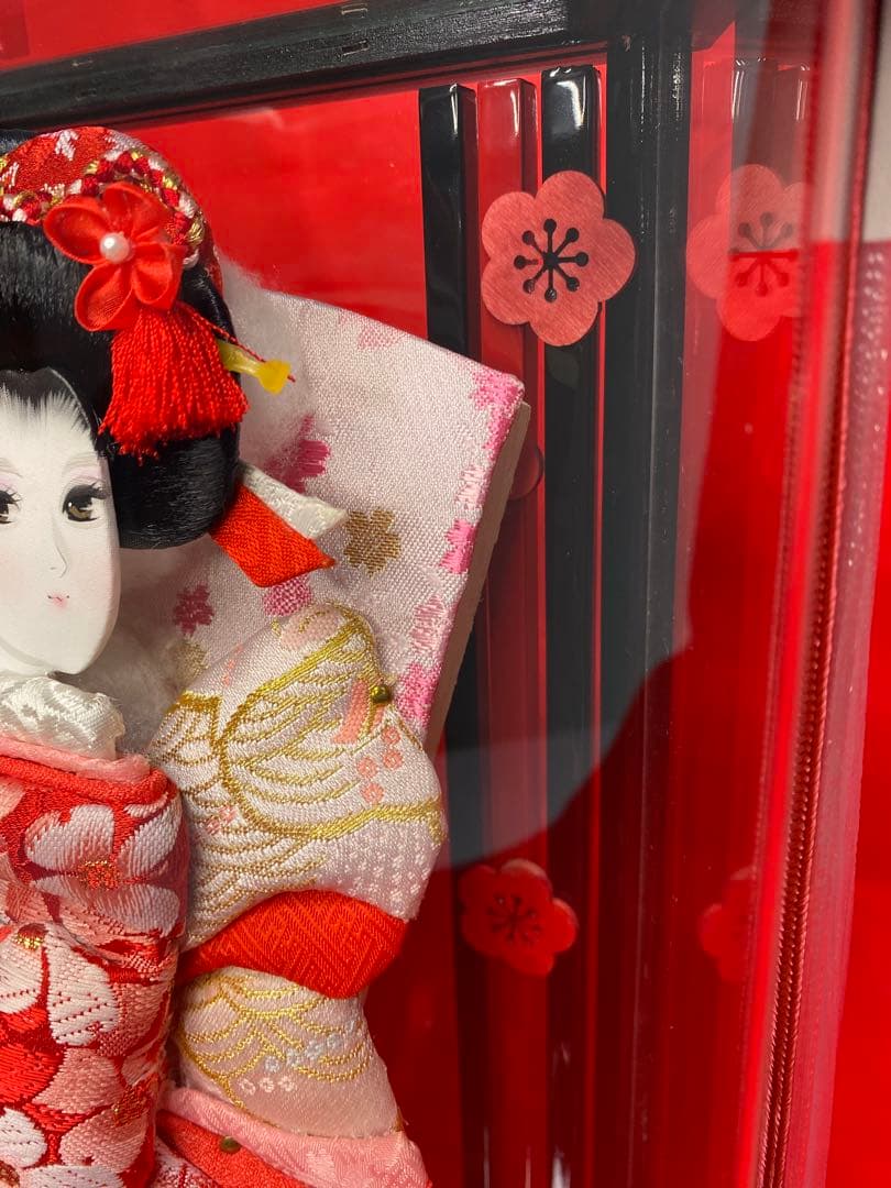 羽子板　振袖刺繍　アクリルケース９号・サイズ間口約２５×奥行約１９×高約３７㎝