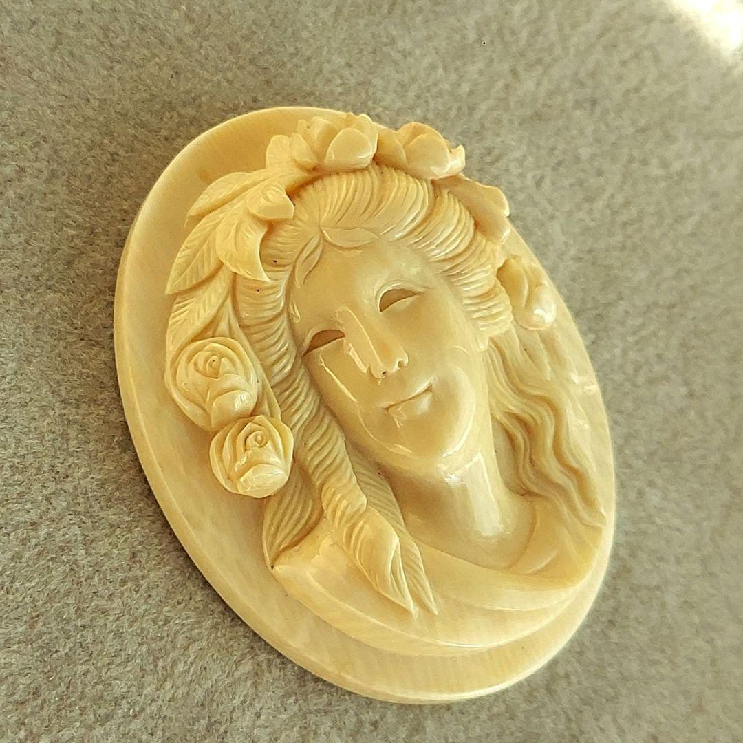 薔薇と女性　シェル　カメオ　ルース