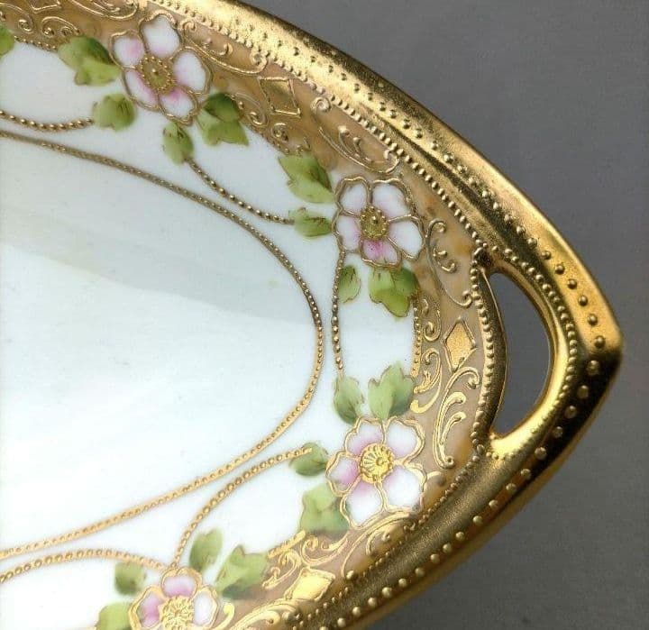 美品「オールドノリタケ 金彩点盛り上げ花絵 深皿 （深鉢)