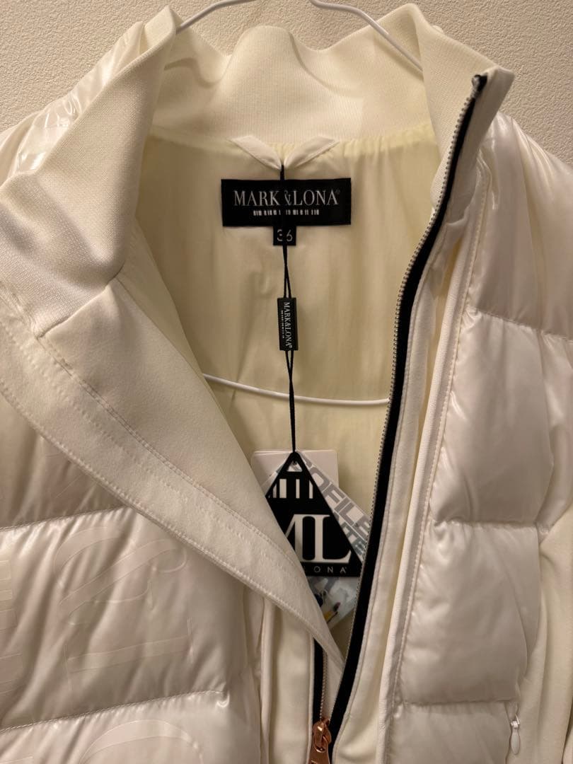 新品未使用　MARK & LONA マークアンドロナ ダウンジャケット　S