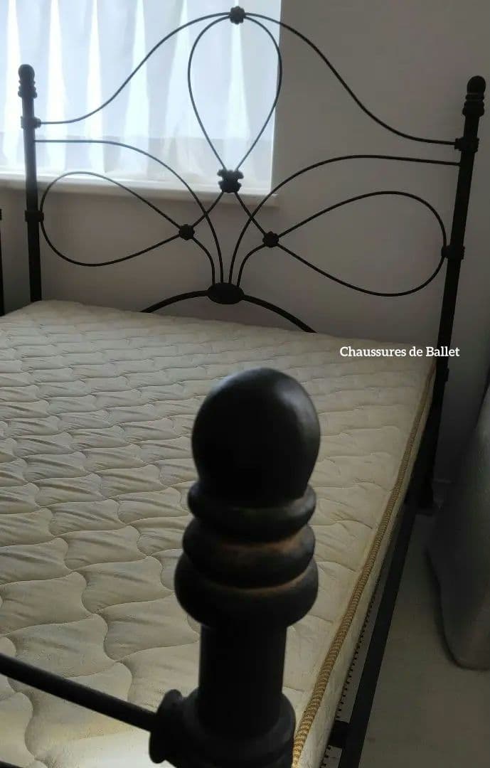 ヨーロッパ鋳物セミダブルベットヘッドフレームＡ　フランスアンティーク　イギリス