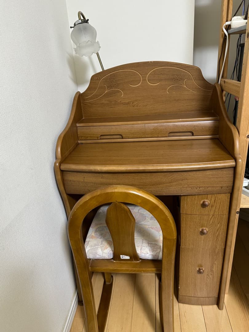 ドレッサー　兼　ライティングデスク