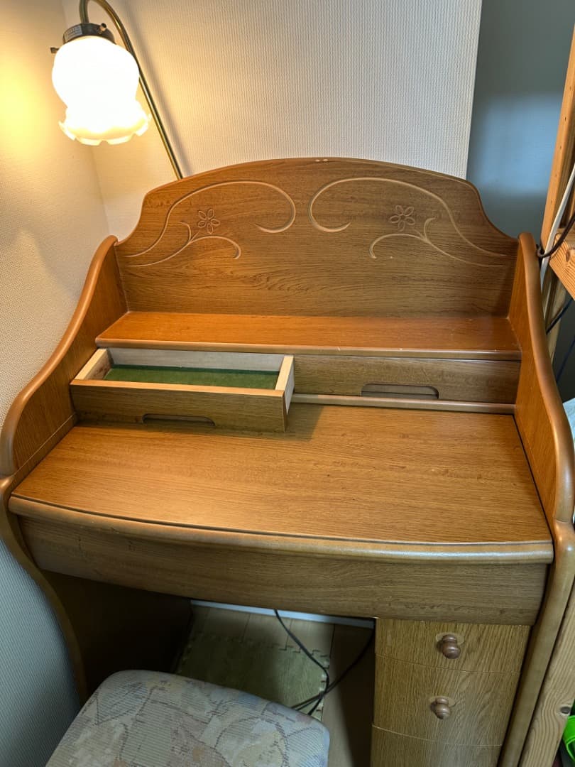 ドレッサー　兼　ライティングデスク