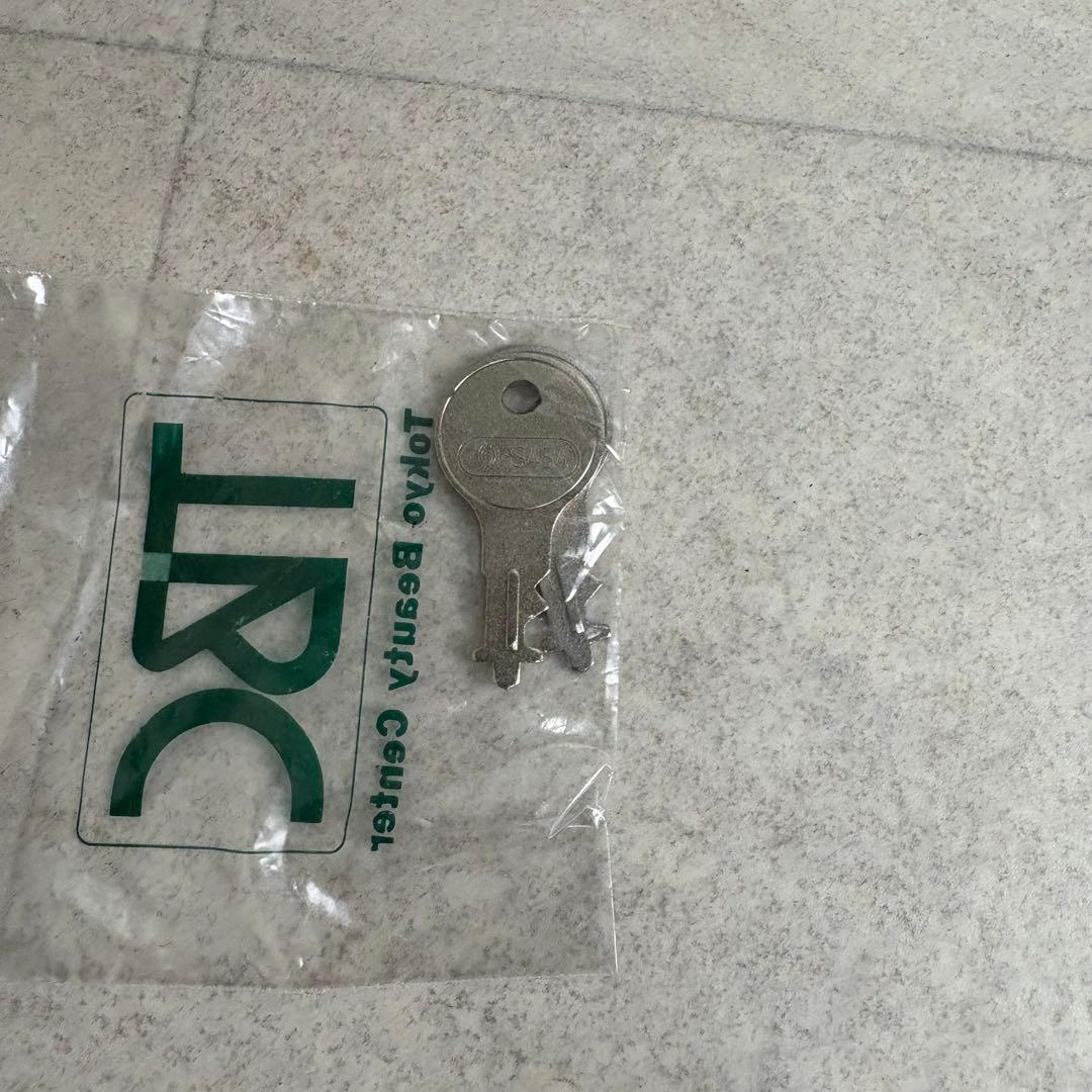 リモワ 931.70 トパーズ『JUMBO』2＋4輪プルタブスーツケース 82L