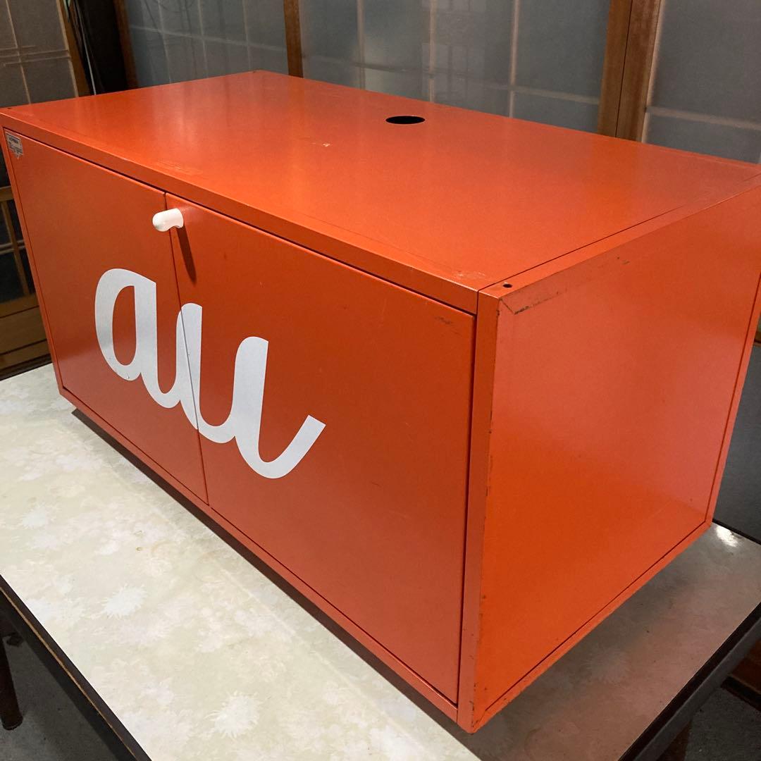 ポップ家具　店舗什器　非売品　au スチール棚