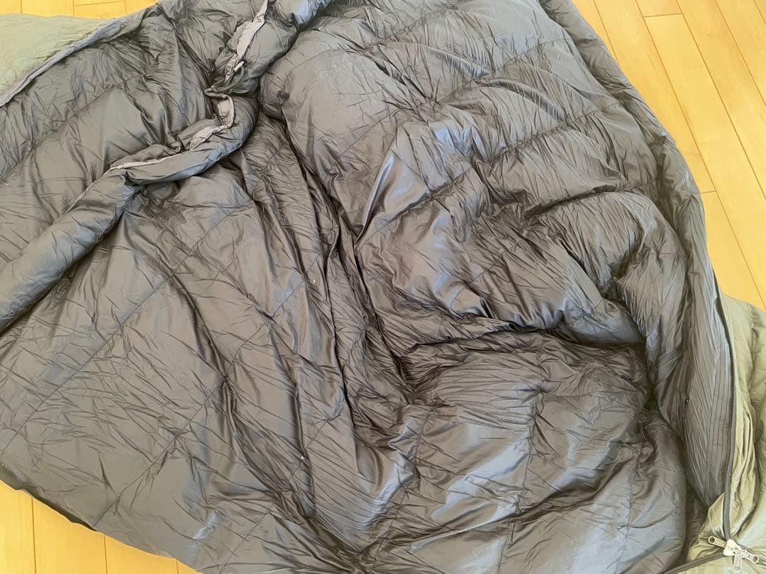 NANGA シュラフ 500STD カーキ色