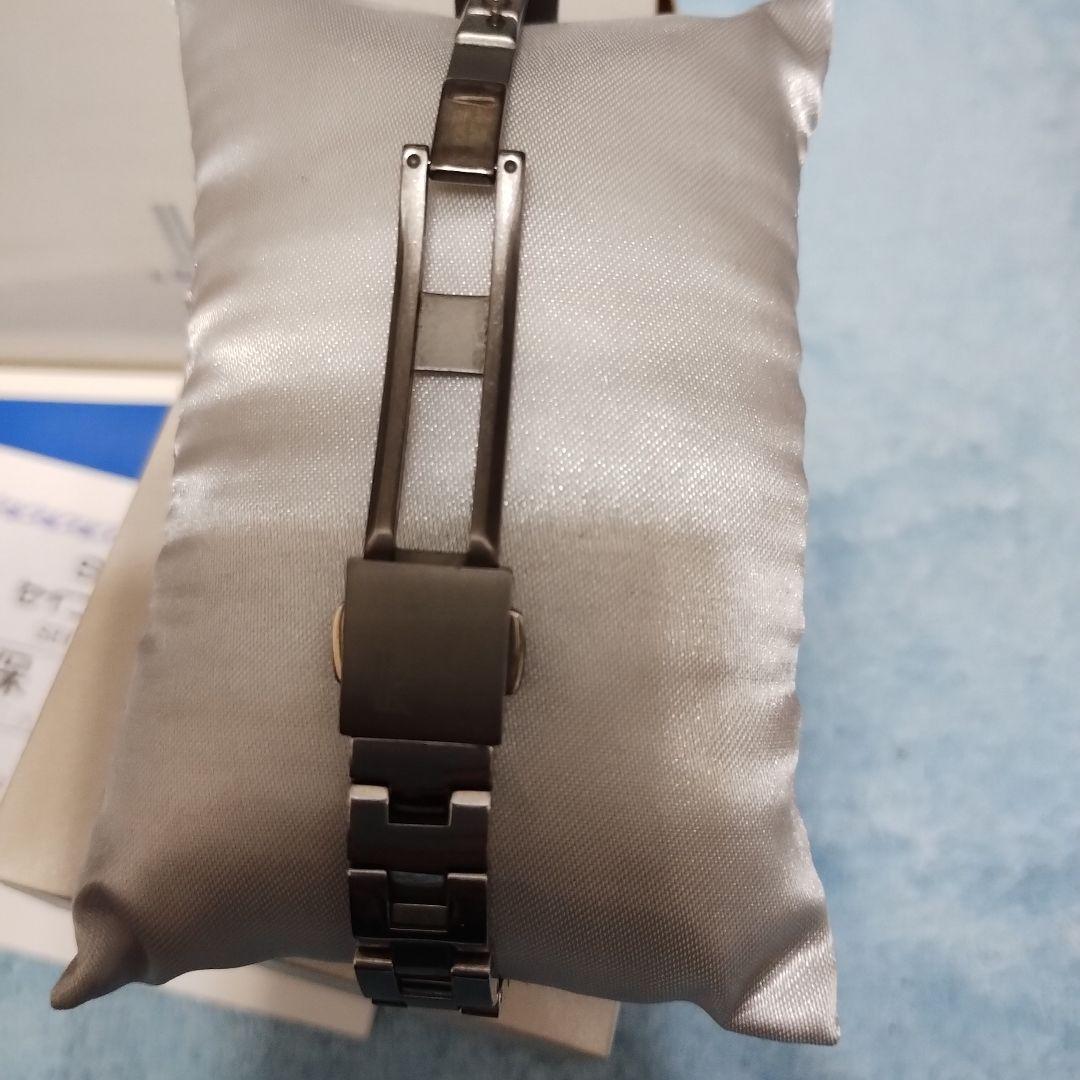 未使用級！セイコーSEIKOルキアLUKIA純チタン定価75900円