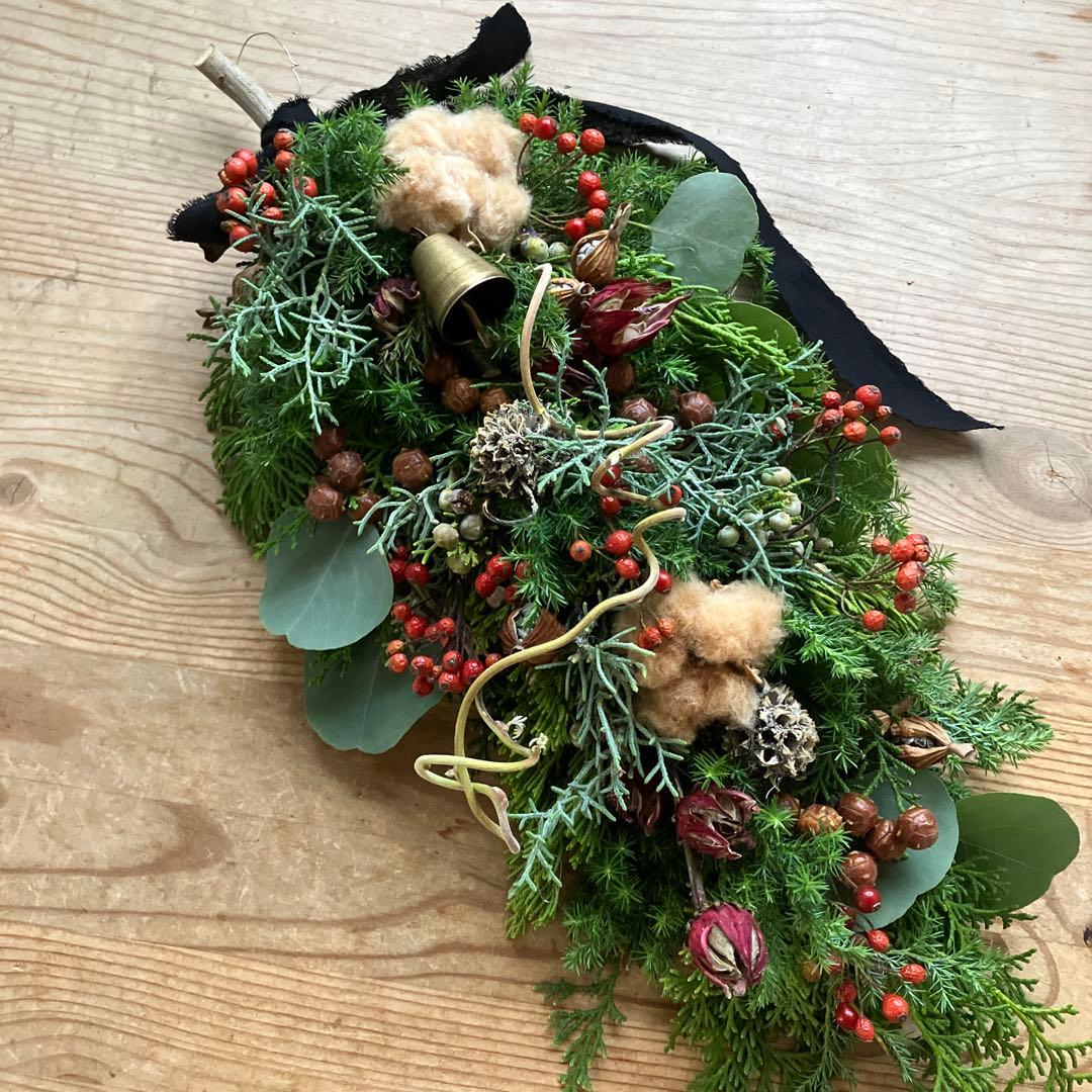 コットンと赤い実のクリスマススワッグガーランド　ローゼル　野バラの実