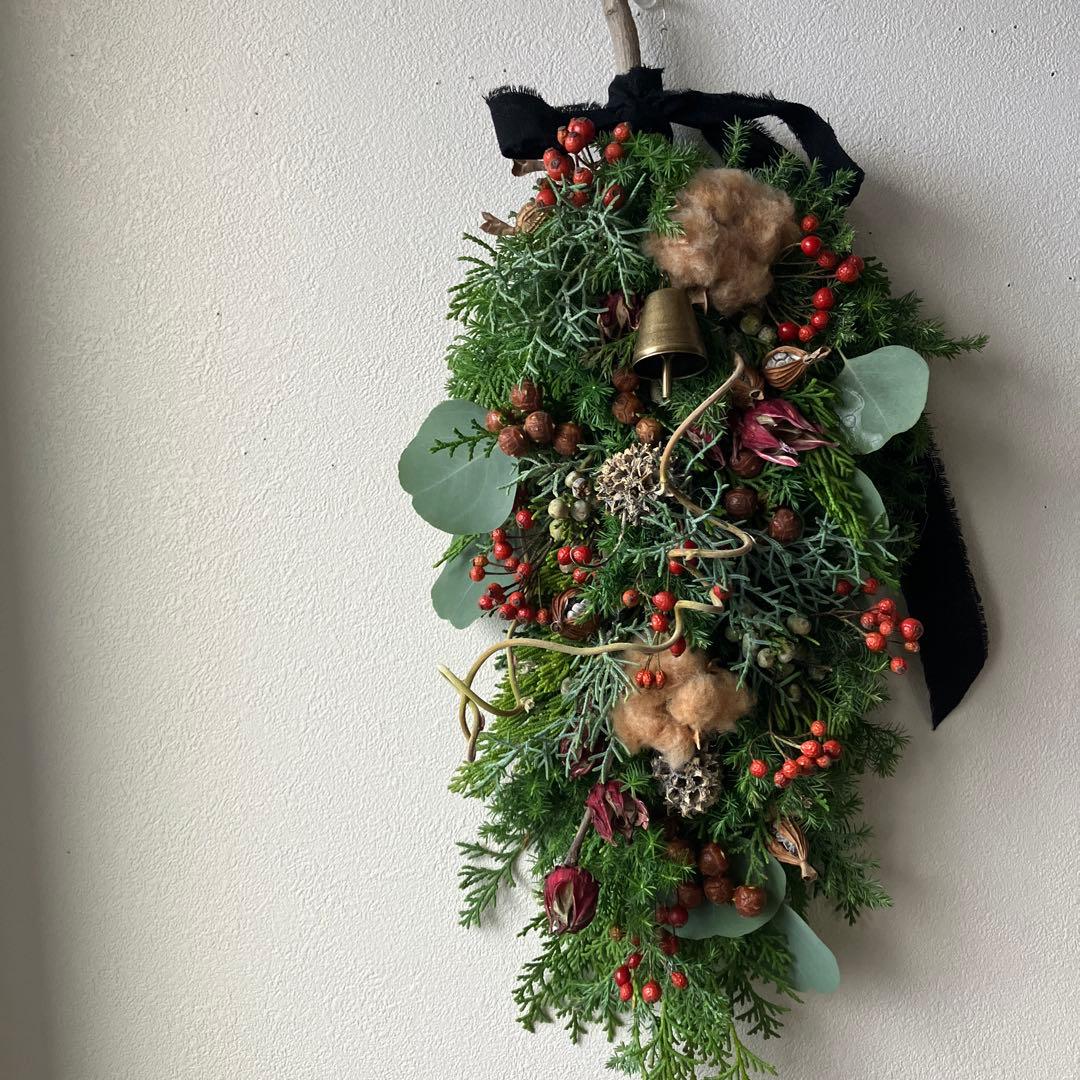 コットンと赤い実のクリスマススワッグガーランド　ローゼル　野バラの実
