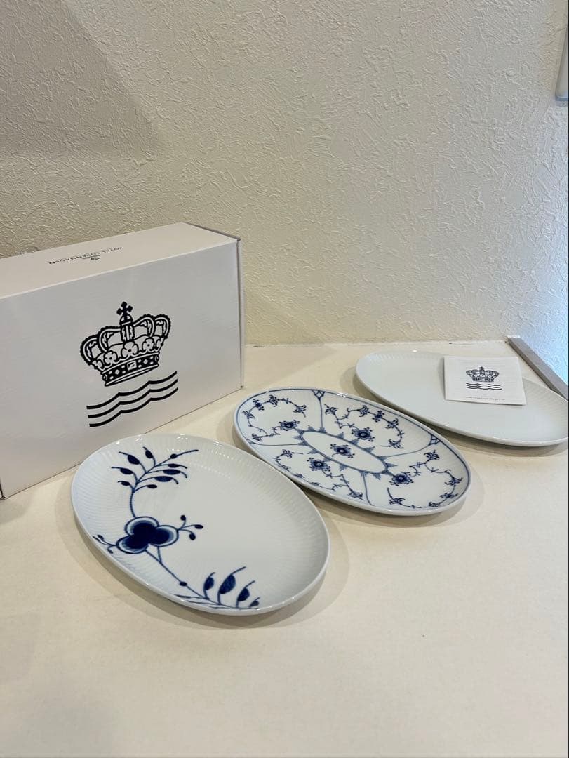 ロイヤルコペンハーゲン　ブルーフルーテッドメガオーバルディッシュ