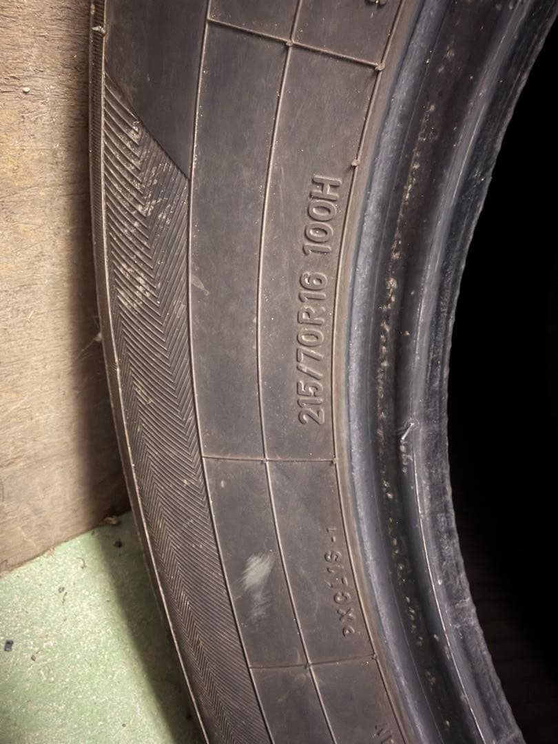 215/70R16 21年製 トーヨー PROXES CL1 SUV バリ山