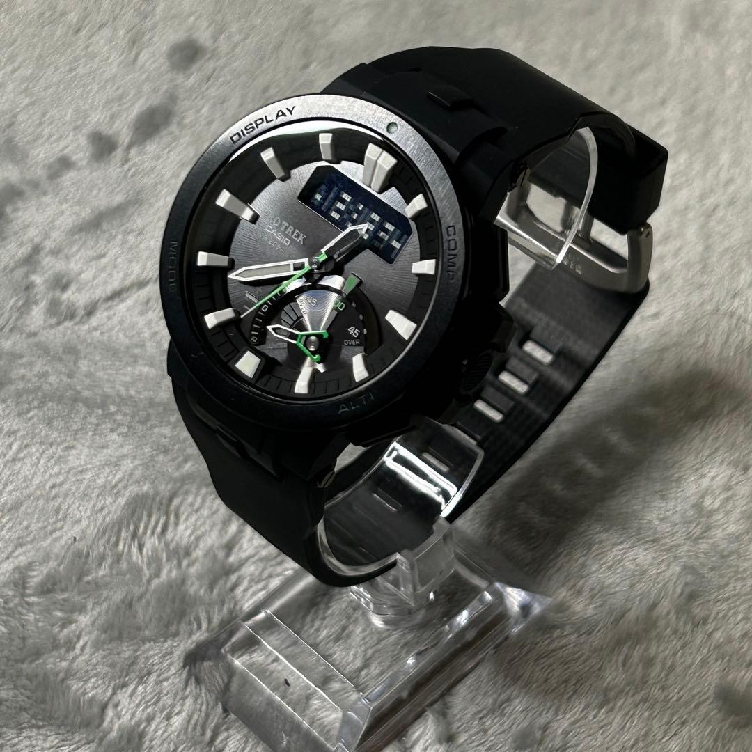 【極美品】カシオ プロトレック PRW-7000-1AJF 電波ソーラー 箱付き