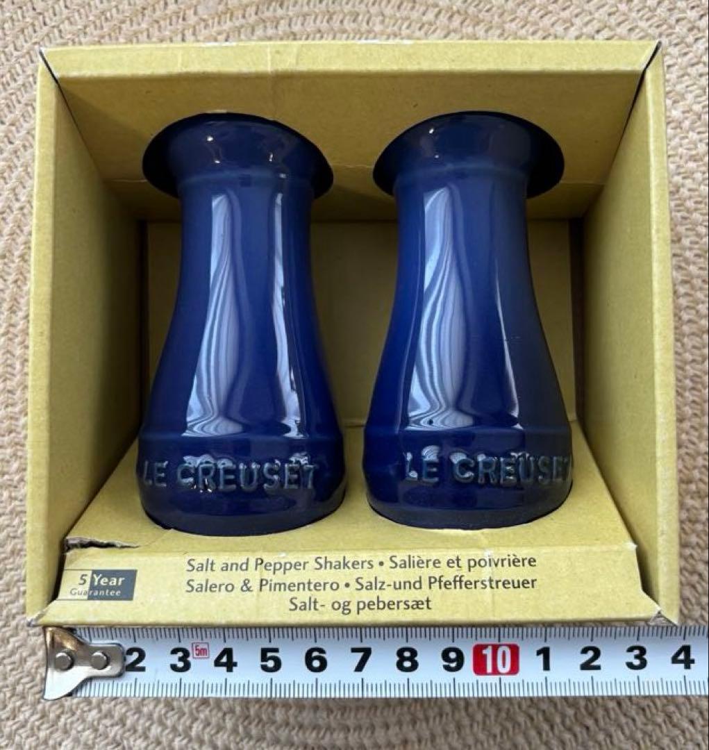 LE CREUSET Salt and Pepper Shakers 日本未発売