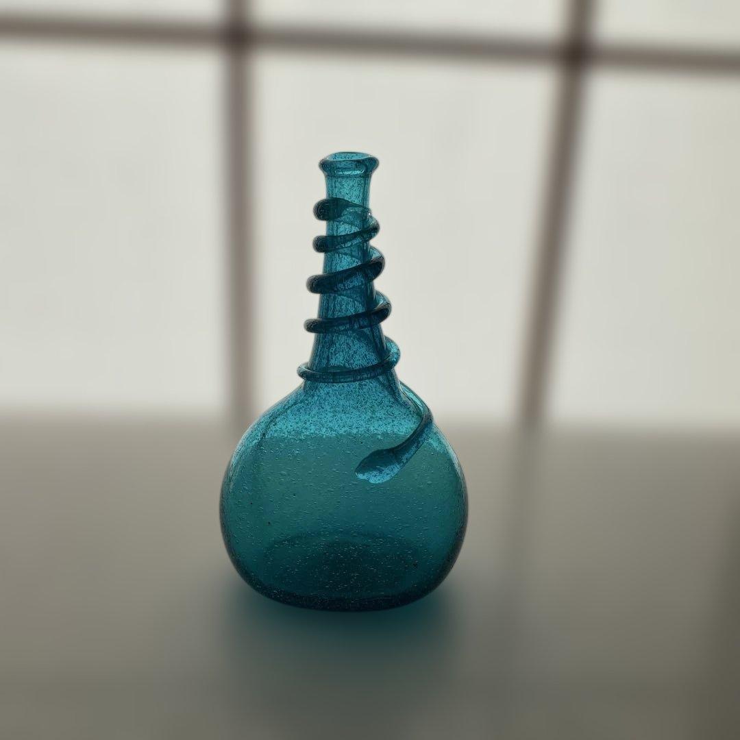 民藝　倉敷ガラス　小谷眞三さん　小谷ブルー　初期作品　紐巻き胴丸瓶