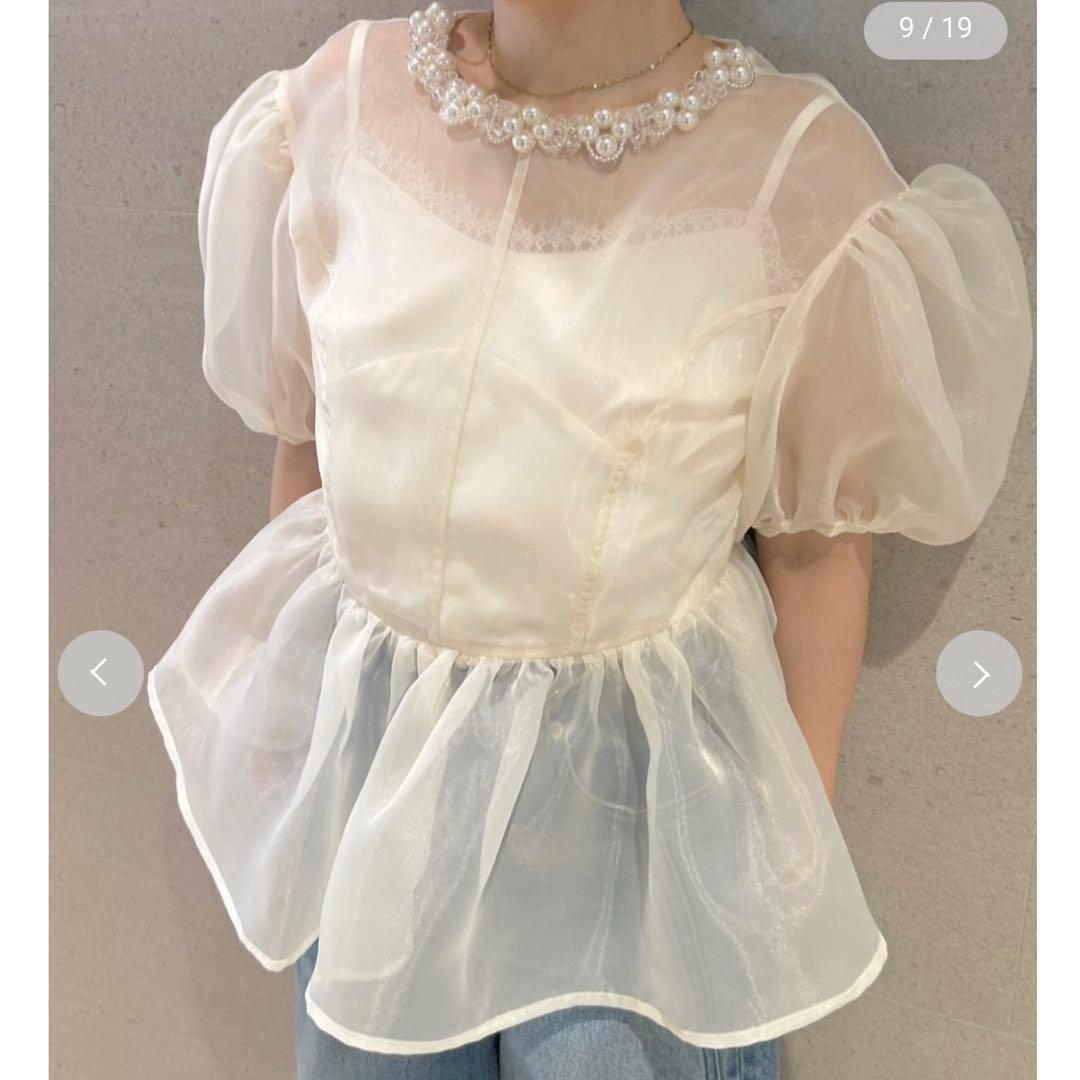 lily brown ビジューオーガンペプラムトップス