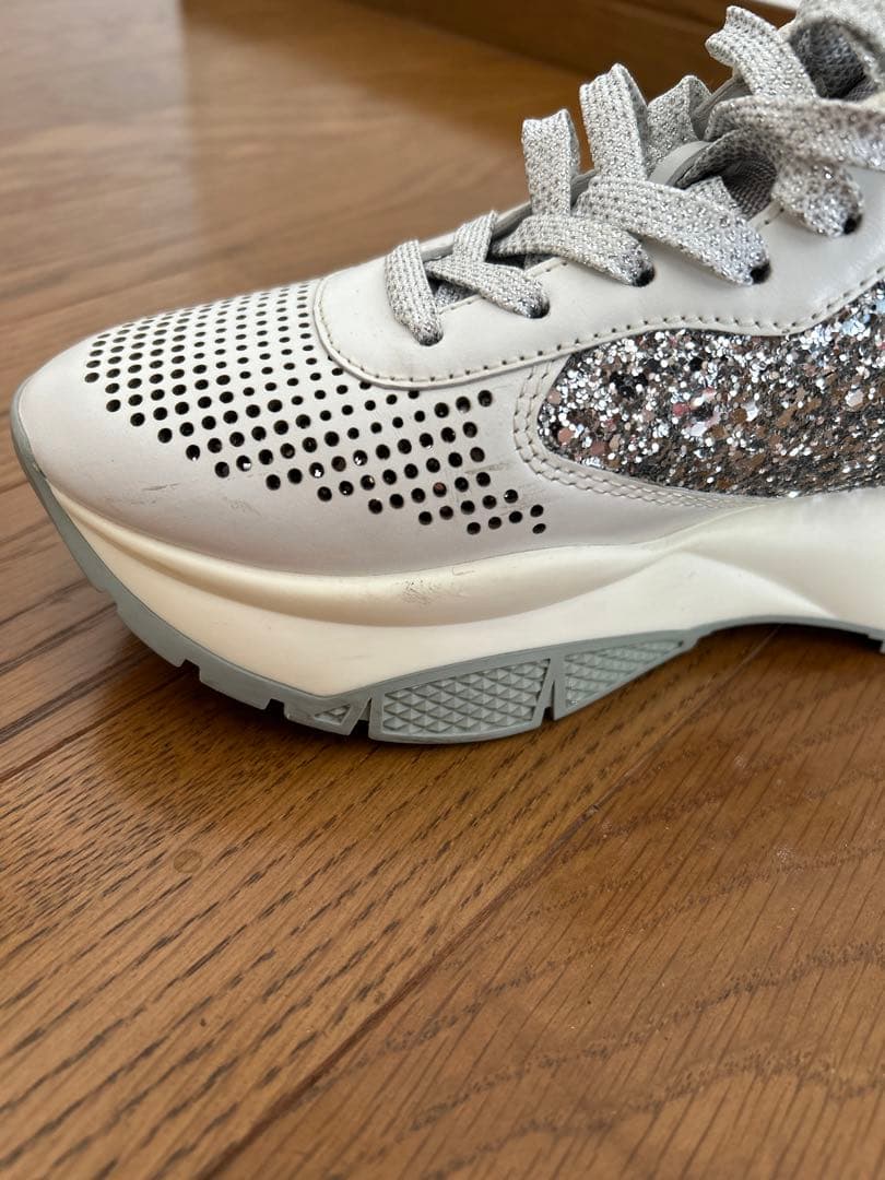 【一度履きのみ】ジミーチュウグリッター スニーカー