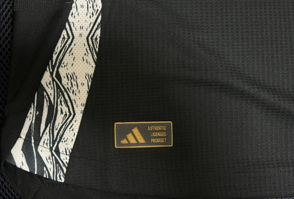 アーセナル　冨安健洋　オーセンティック アウェイ CL（M）2024-25