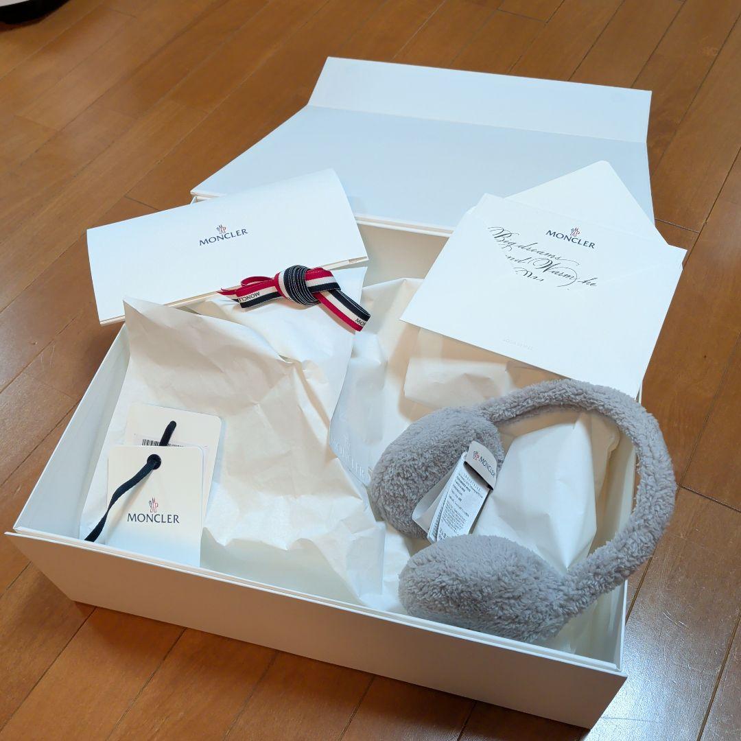 モンクレール イヤーマフラー