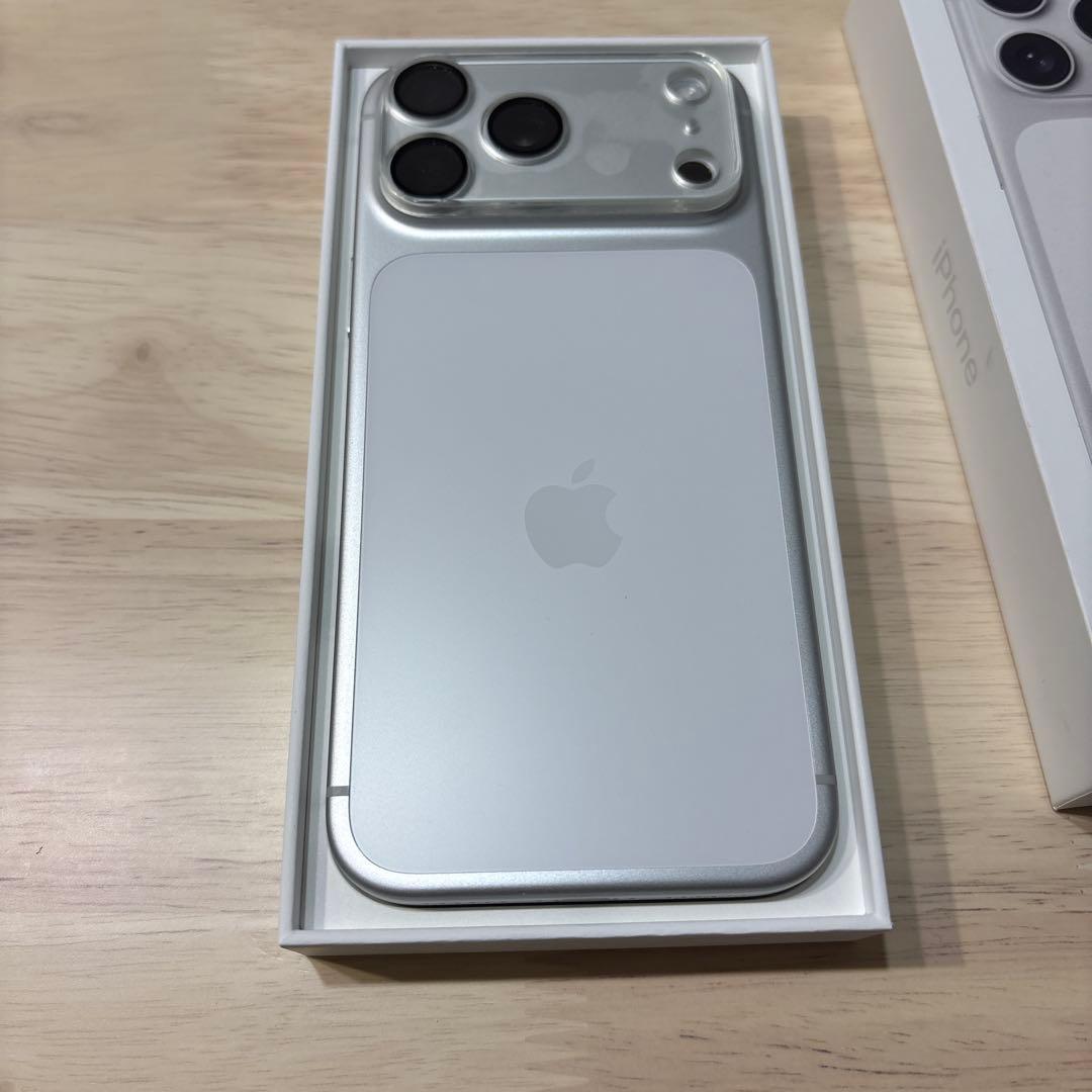 iPhone17ProMAX 美品