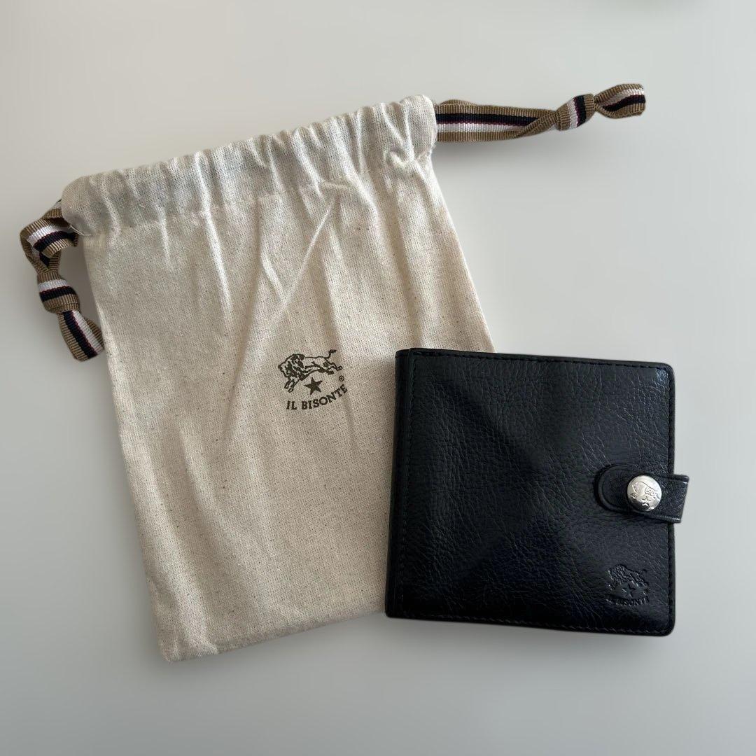 え*き様 IL BISONTE 二つ折り財布 黒 レザー