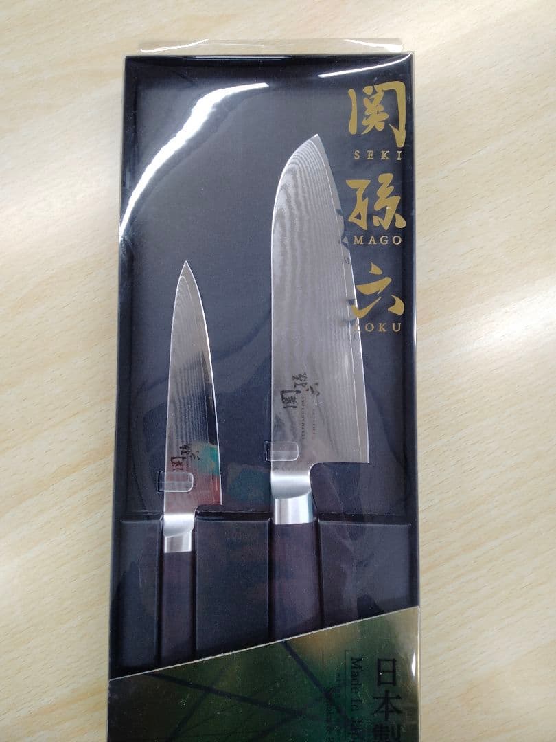 ☆新品未開封品☆関　孫六ダマスカス三徳&ペティナイフ2本セット