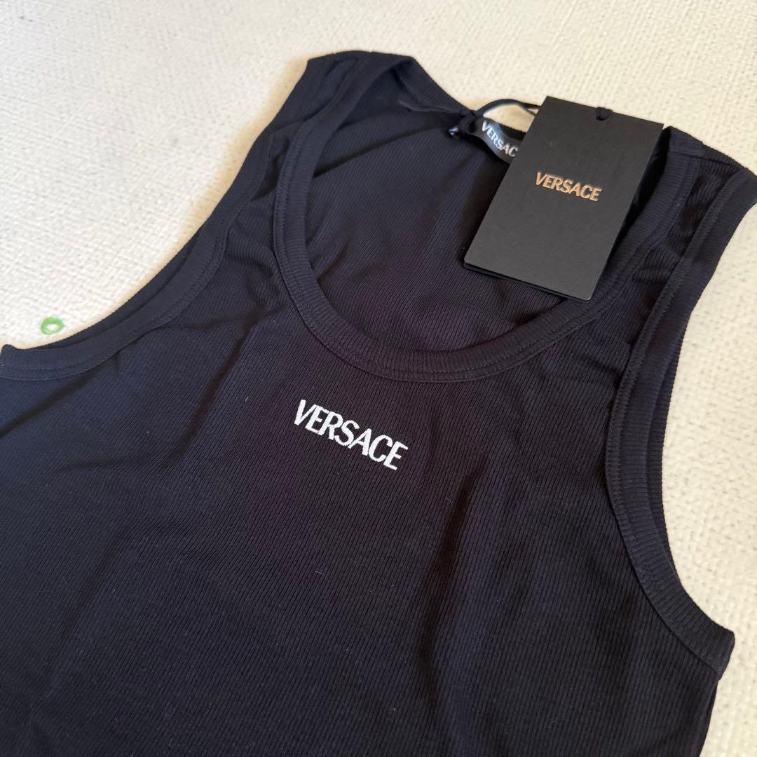 VERSACE ブラック タンクトップ