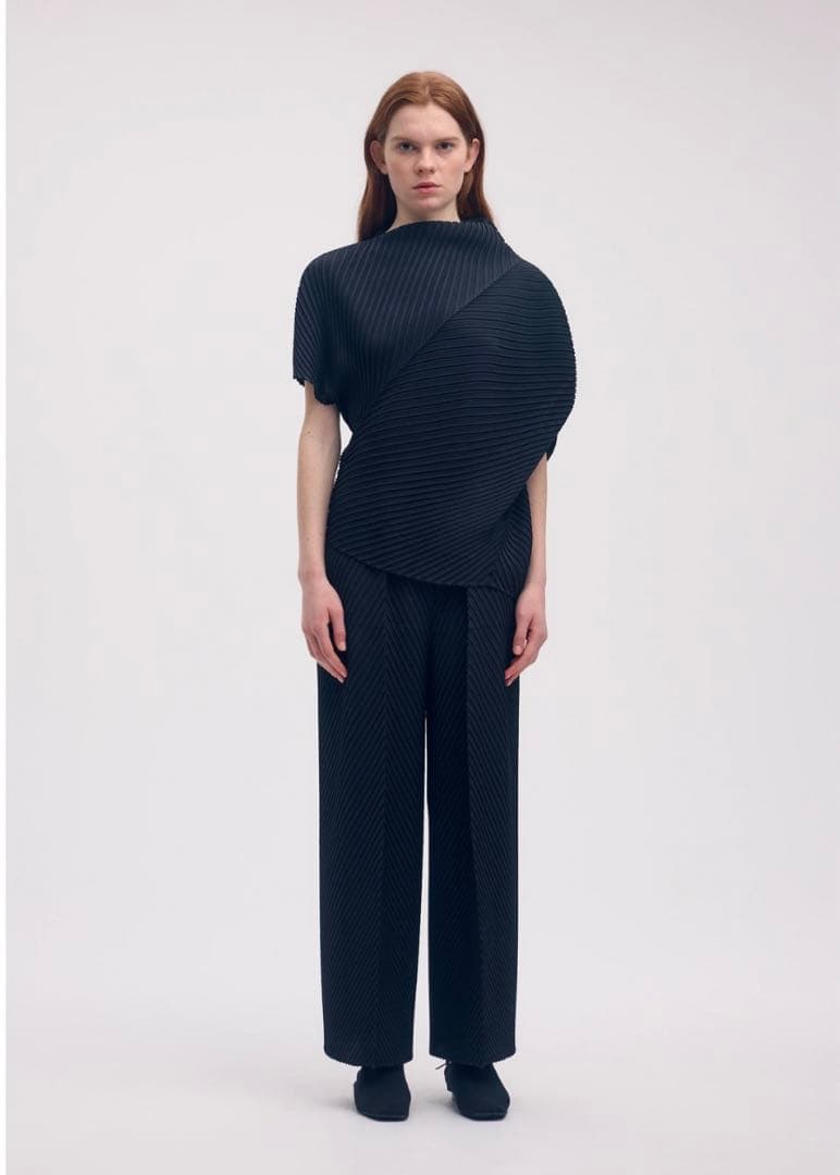 issey miyake SOFT FOLD PLEATSプリーツ 半袖トップス
