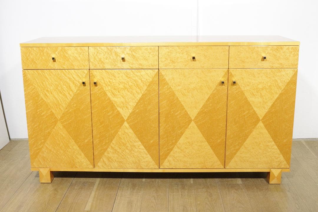 IDC大塚家具最高級「スプレンダー」シリーズ★バーズアイメープル　サイドボード