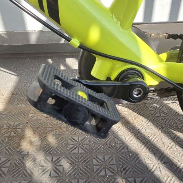 STRIDER 14x ライムイエロー