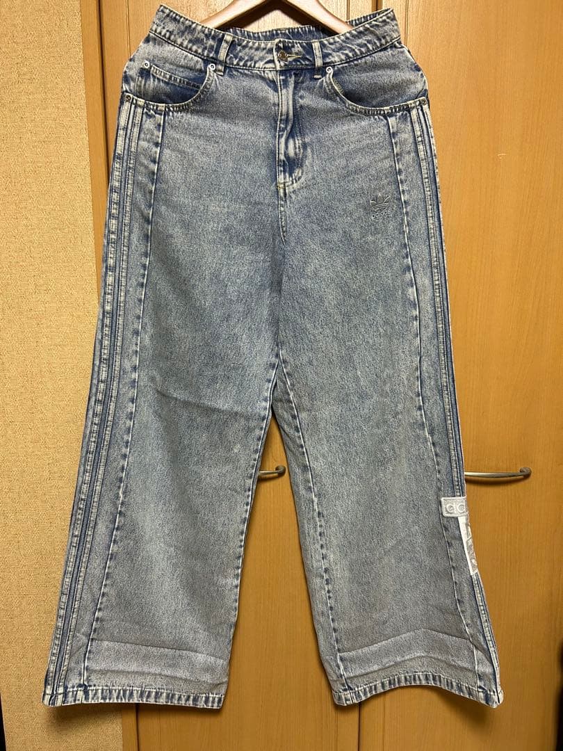 adidas originalsアディブレイク　デニム　ワイドジーンズ28インチ