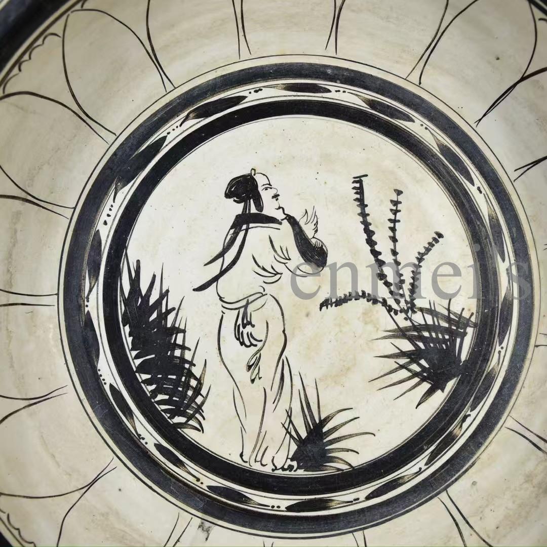 中国古美術・磁州窯風 人物紋 大型陶器鉢（折沿盆）・純手描き・陶器・茶道具・墨彩