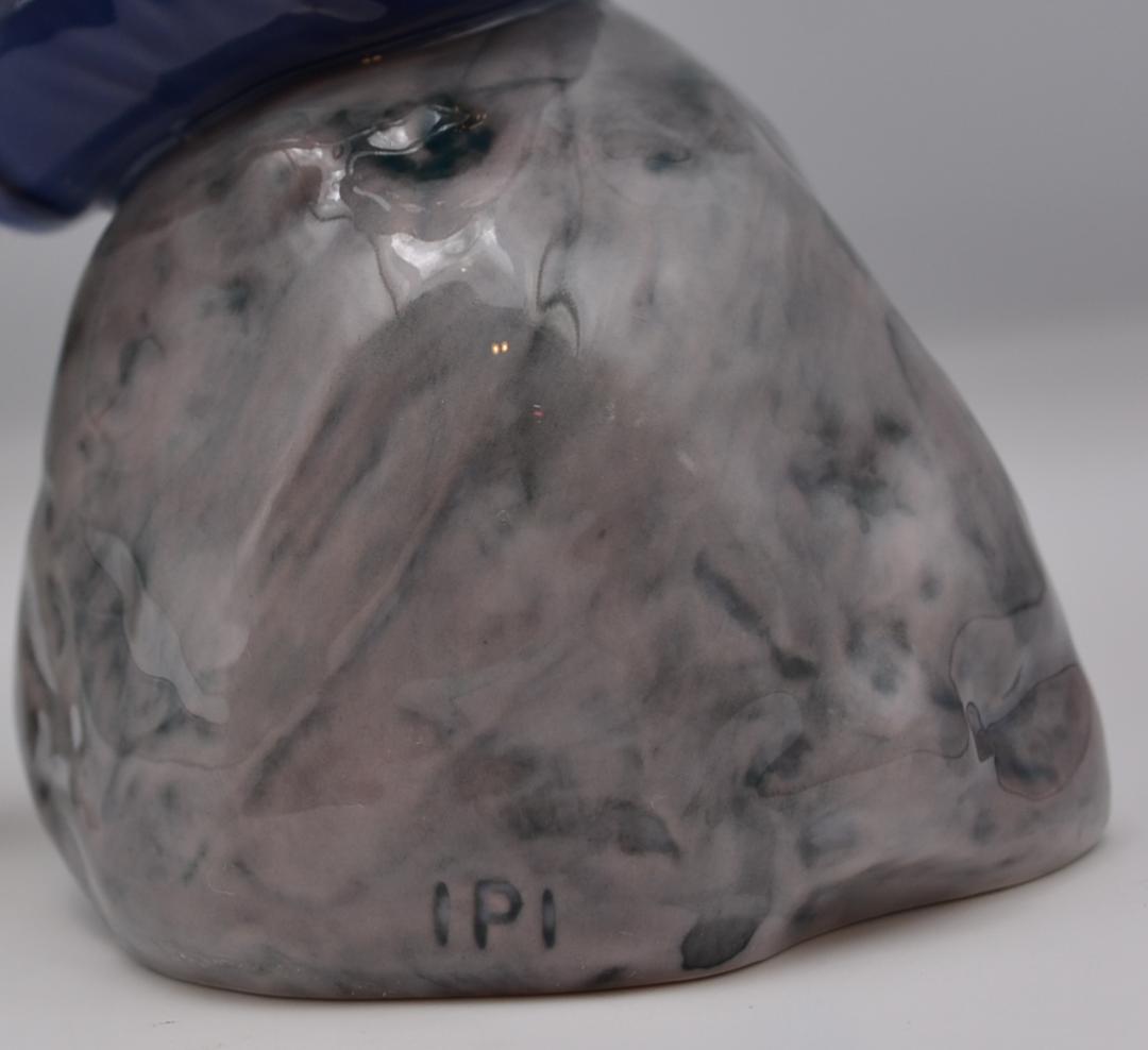 石に座る少年　#1757　★B＆G（ロイヤルコペンハーゲン）　デンマーク