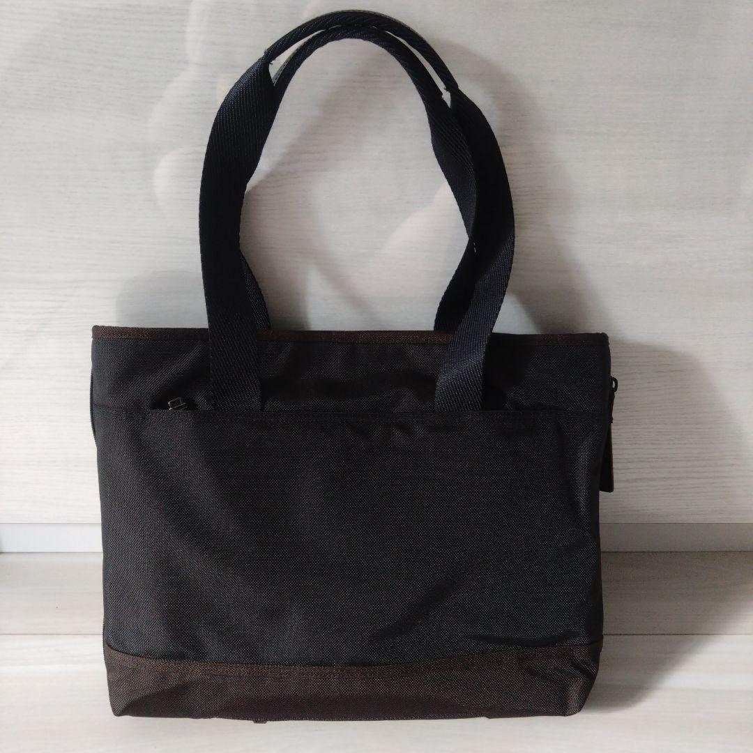 国内正規品　美品 TUMI East West Tote ブラック