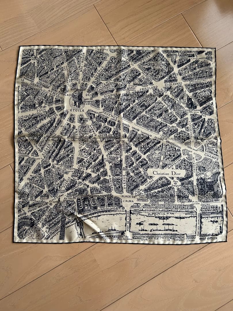 Christian Dior Paris地図柄スカーフ