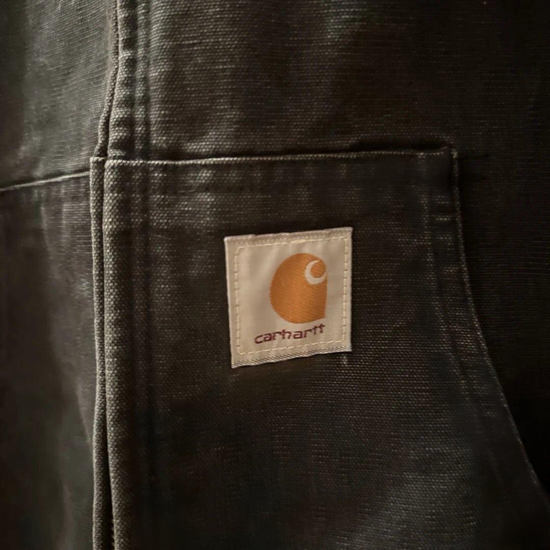 ま*ん様 激レア　Carhartt 黒 フード付きジャケット