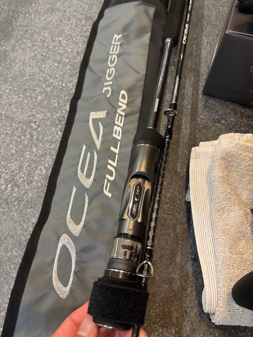 OCEA ジギングロッド B60-4 ブラック