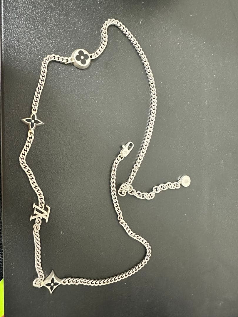 ルイ・ヴィトン シルバーネックレス